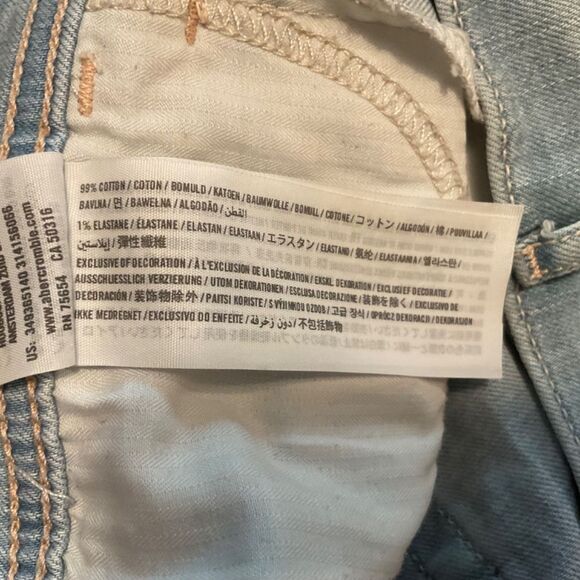 Hollister light wash denim shorts size 1/W25 - Picture 4 of 5